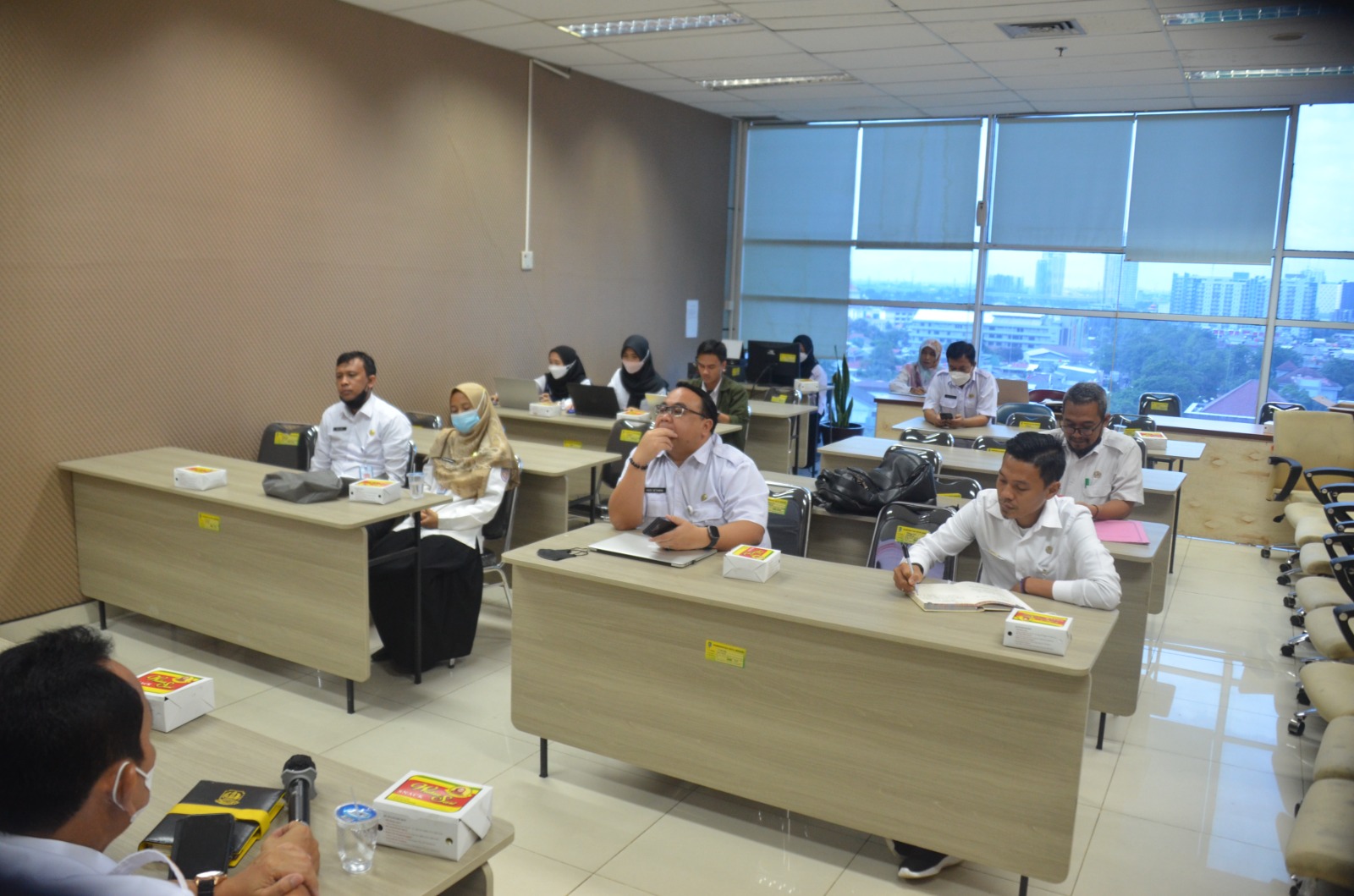 SETDA KOTA DEPOK STUDI BANDING TERKAIT PENGELOLAAN BARANG DAN JASA DI KOTA BEKASI