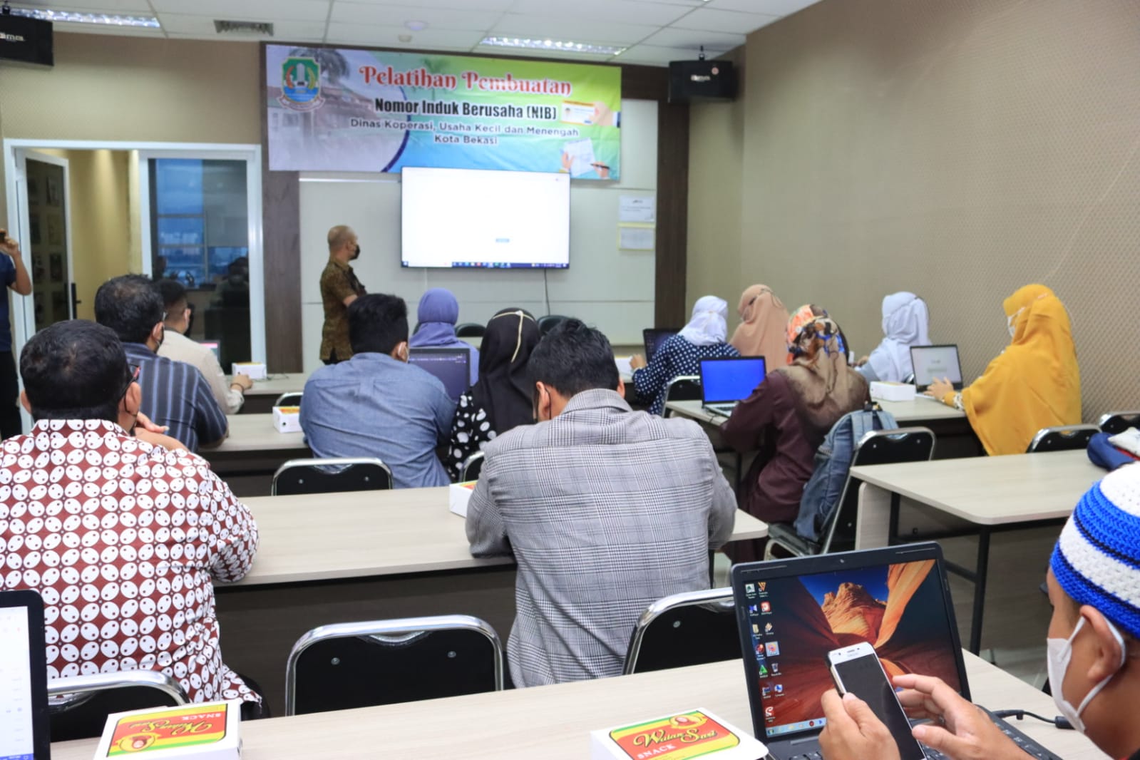 Sosialisasi Beberapa UMKM Binaan Untuk Lakukan Registrasi NIB