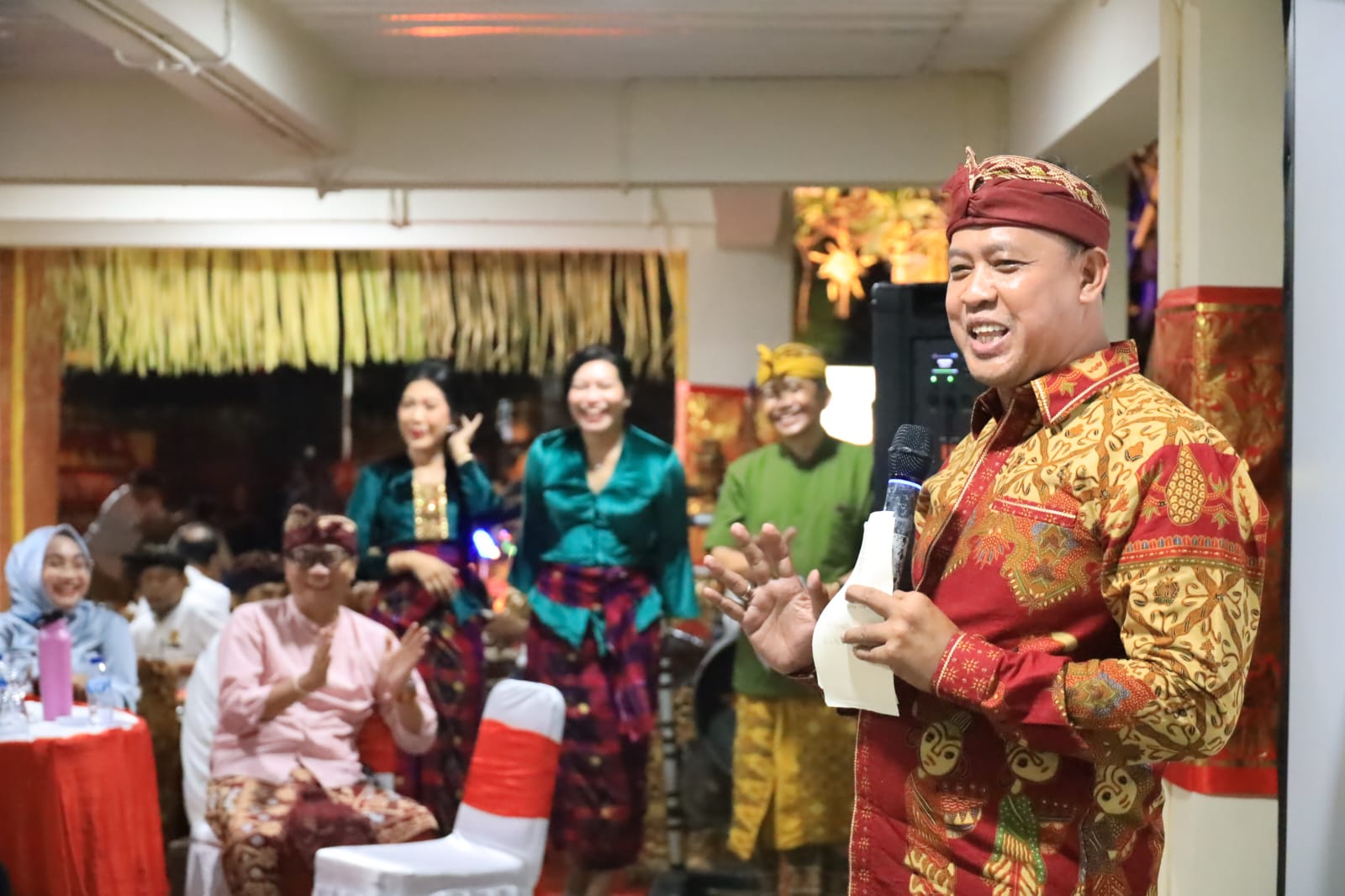 Wali Kota Bekasi Hadiri Peresmian Gedung Pasraman di Pura Tirta Agung Bhuana