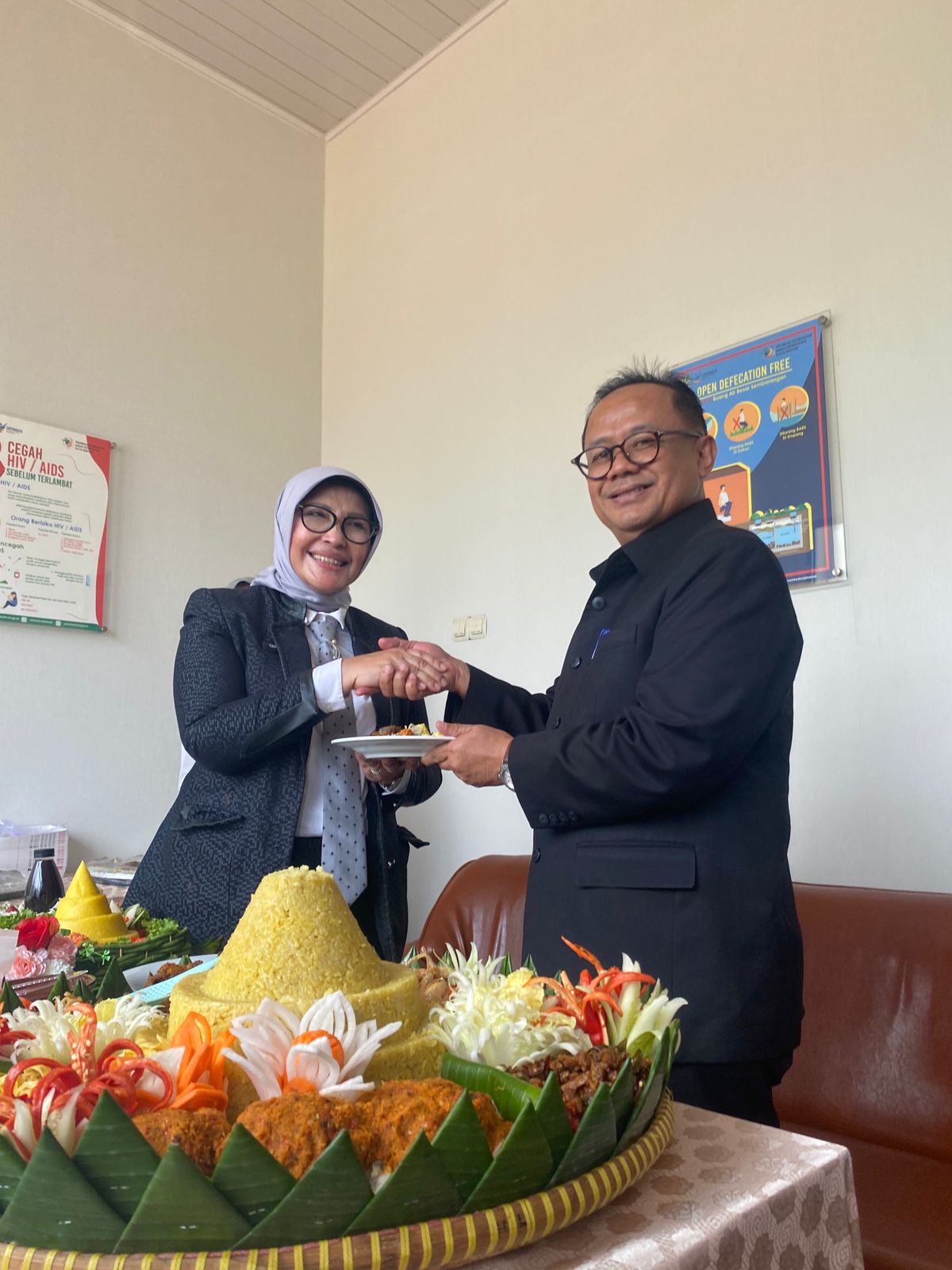 Pj. Wali Kota Bekasi Gani Muhamad Resmikan Layanan Kesehatan Poli Umum Kantor Pemerintah Kota Bekasi