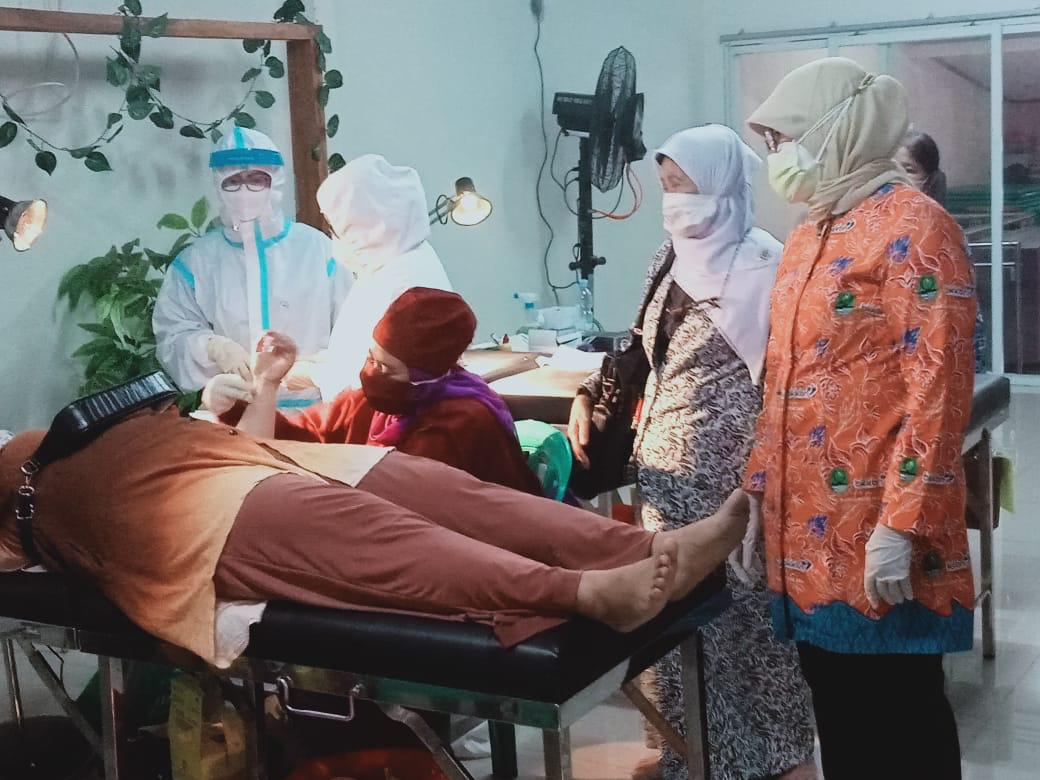 DPPKB KOTA BEKASI RAYAKAN HARGANAS DENGAN PELAYANAN KB SERENTAK SEJUTA AKSEPTOR