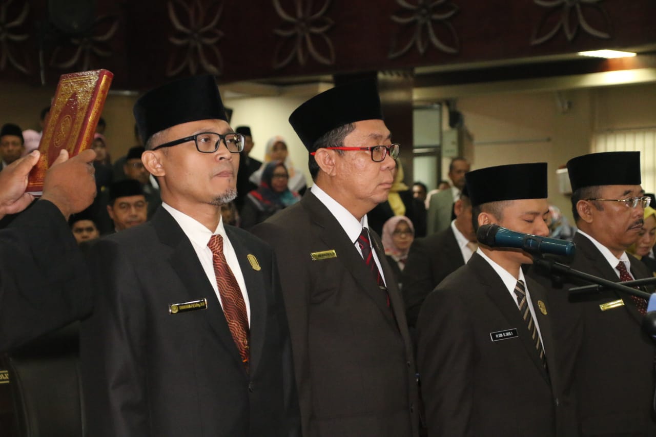 Ketua dan Wakil DPRD Kota Bekasi Resmi Dilantik