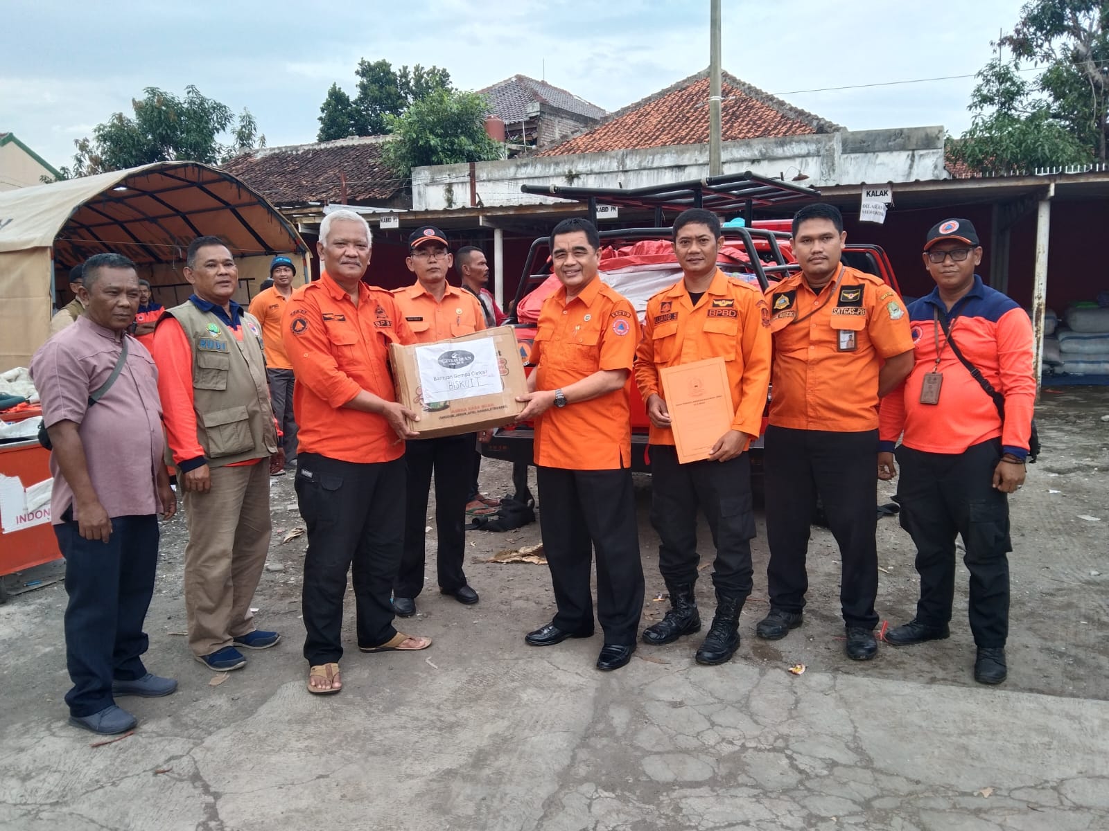 BPBD Kota Bekasi Kembali Serahkan Bantuan Berupa Logistik ke Korban Gempa Cianjur
