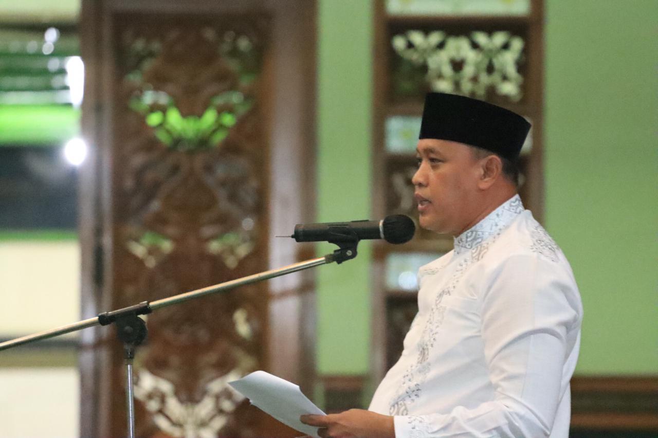 HADIR ISRA MI’RAJ. INI PESAN TRI ADHIANTO