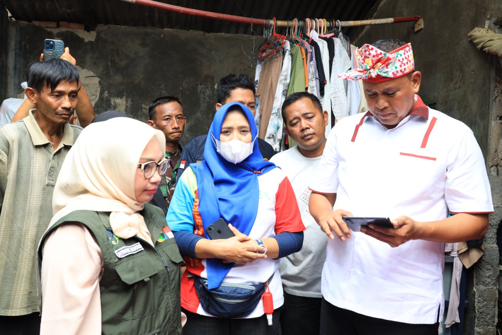 Plt. Wali Kota Bekasi dan Jabar Bergerak Lakukan Peninjauan Rutilahu di Wilayah Bojong Rawalumbu