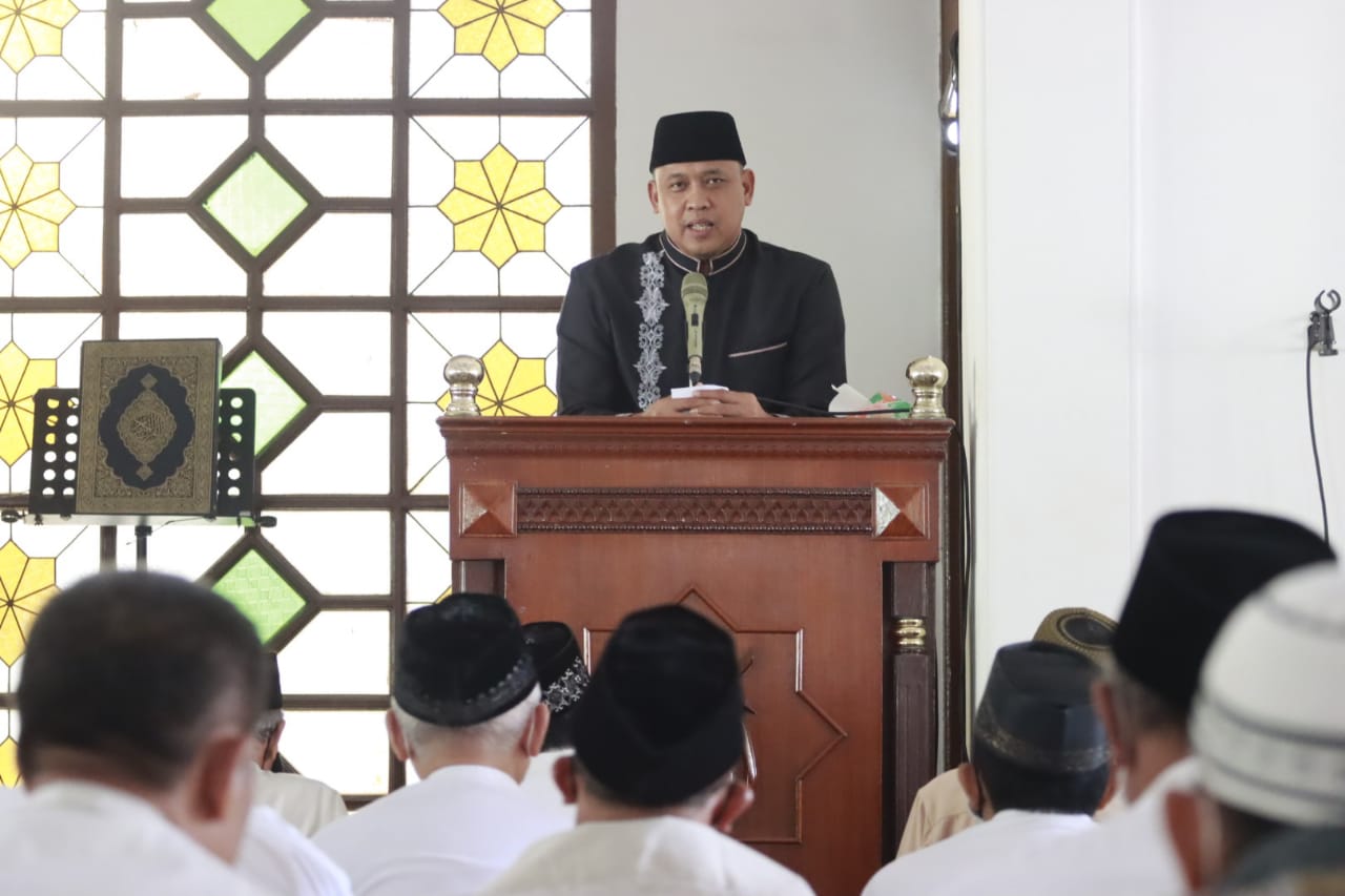 USAI SHOLAT JUM'AT, PLT. WALI KOTA BEKASI HADIRI RAPAT KORDINASI DENGAN FKRW 07 BINTARA JAYA