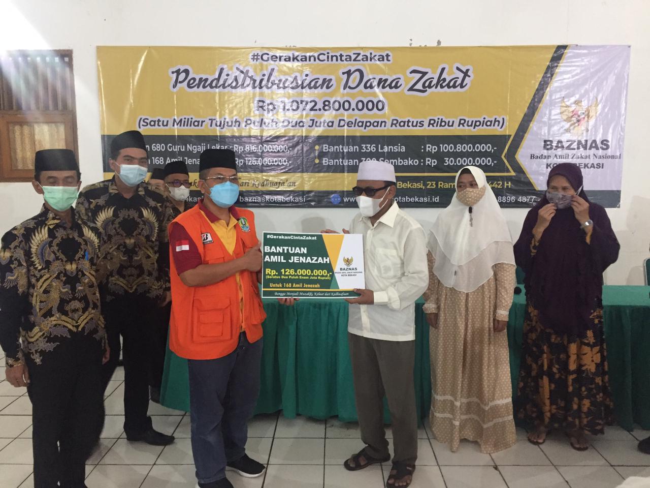 GERAKAN CINTA ZAKAT, BAZNAS KOTA BEKASI SALURKAN ZAKAT