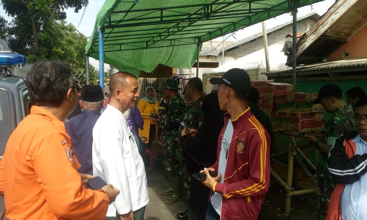 Kepala Pelaksana BPBD Tinjau Banjir di Teluk Pucung