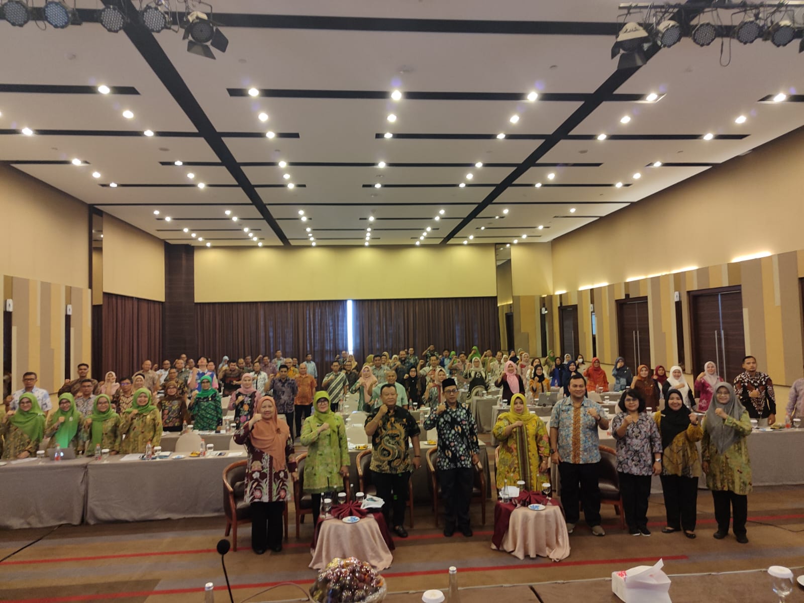 Asda II Buka Bimtek Kapasitas TKKSD 2024 Tingkat Kota Bekasi