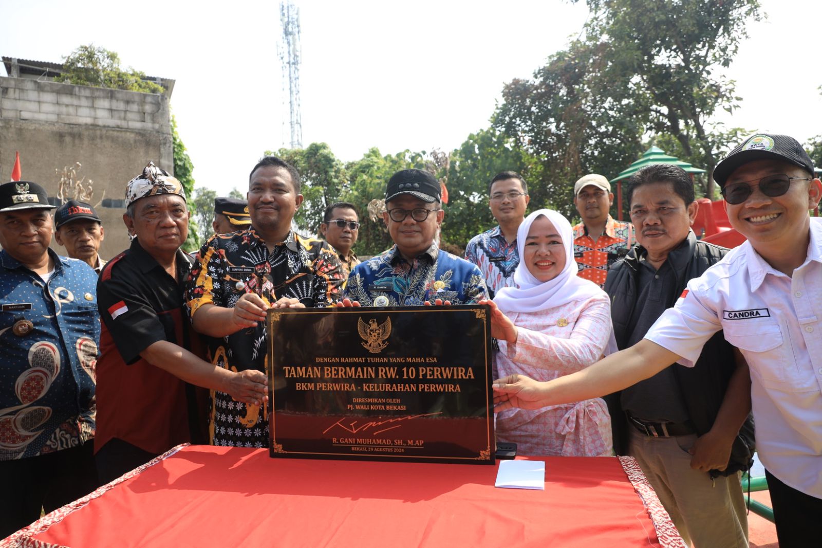 Pj. Wali Kota Bekasi, resmikan Taman di Perwira Bekasi Utara
