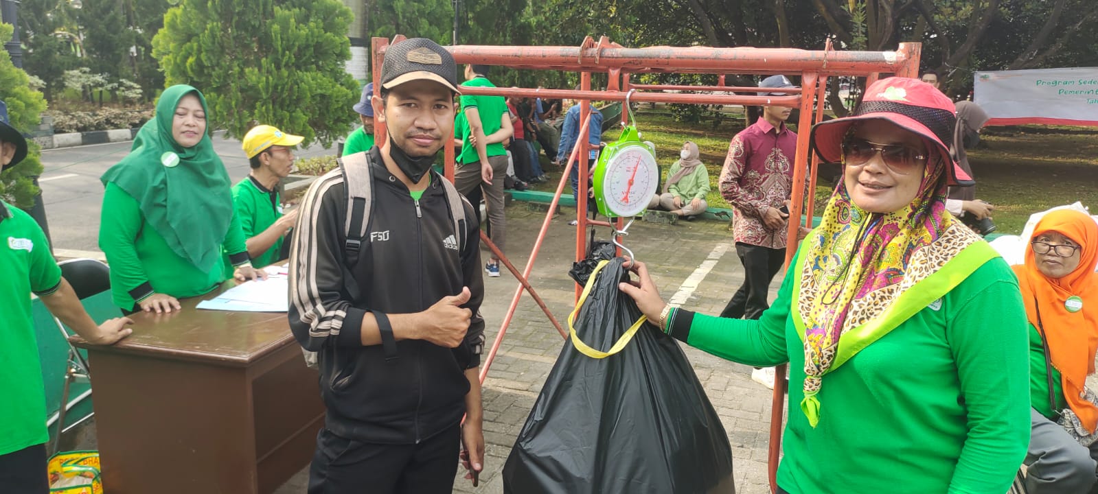 Dinas LH dan BSIP Kota Bekasi, Kembali Gelar Program Sedekah Sampah Bagi Aparatur Perangkat Daerah