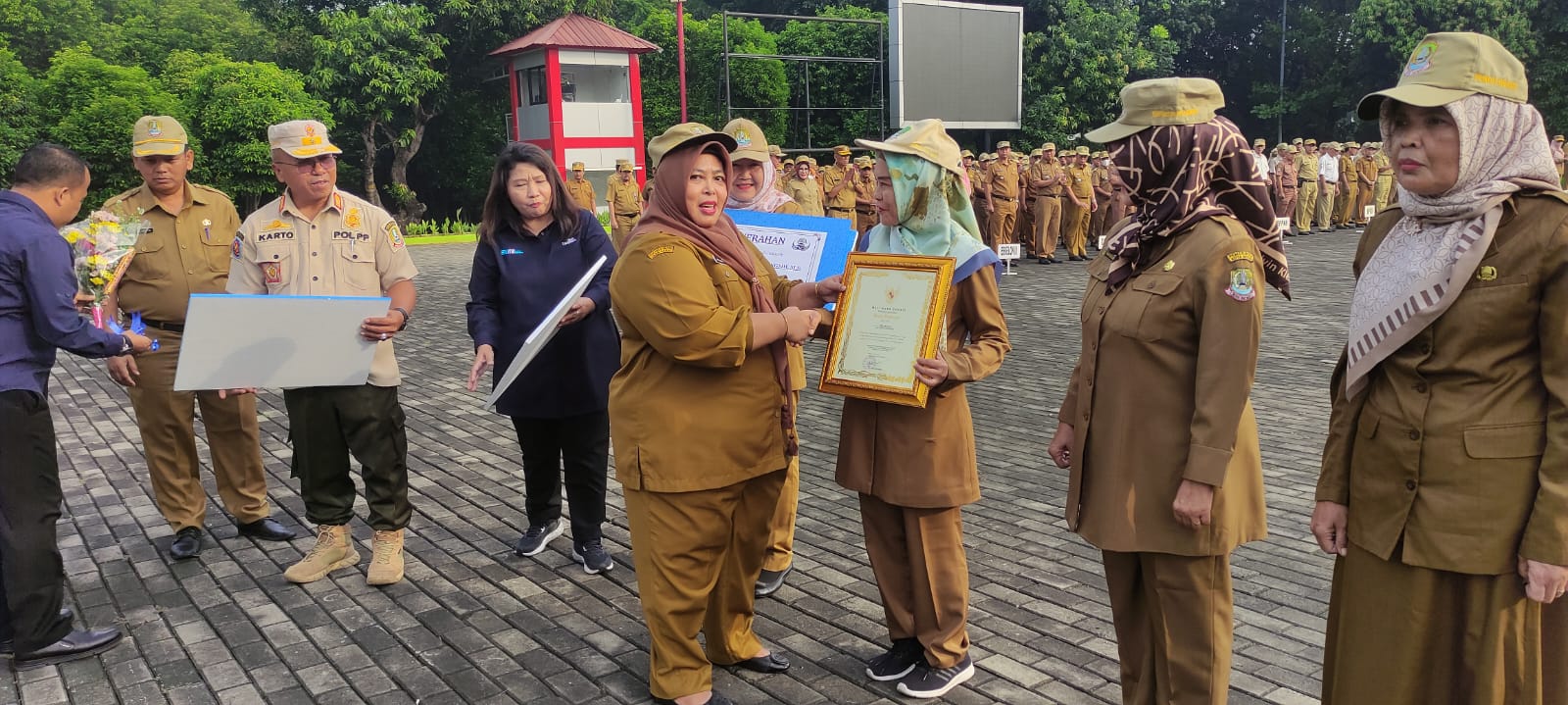 Plh. Sekda Kota Bekasi Sampaikan Amanat Selaku Pembina Apel Pagi Aparatur