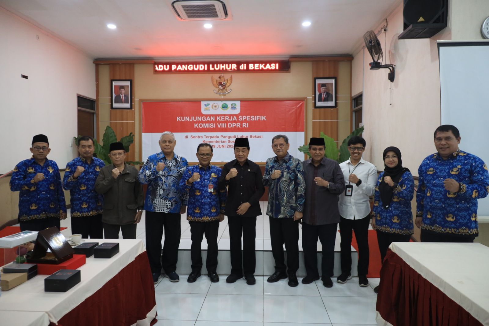 Pj Wali Kota Bekasi Sambut Ketua Komisi VIII DPR RI Dalam Rangka Kunker di Kota Bekasi