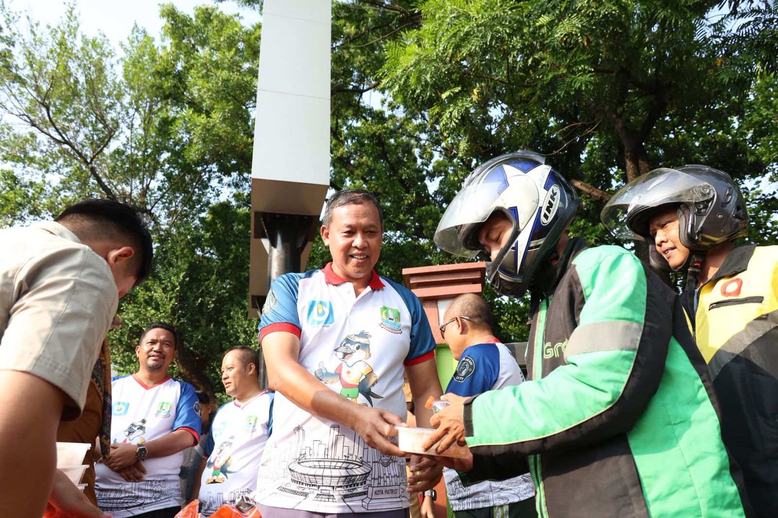 Selasa Bahagia Jadi Gerakan Baru Sedekah Pemkot Bekasi untuk Masyarakat