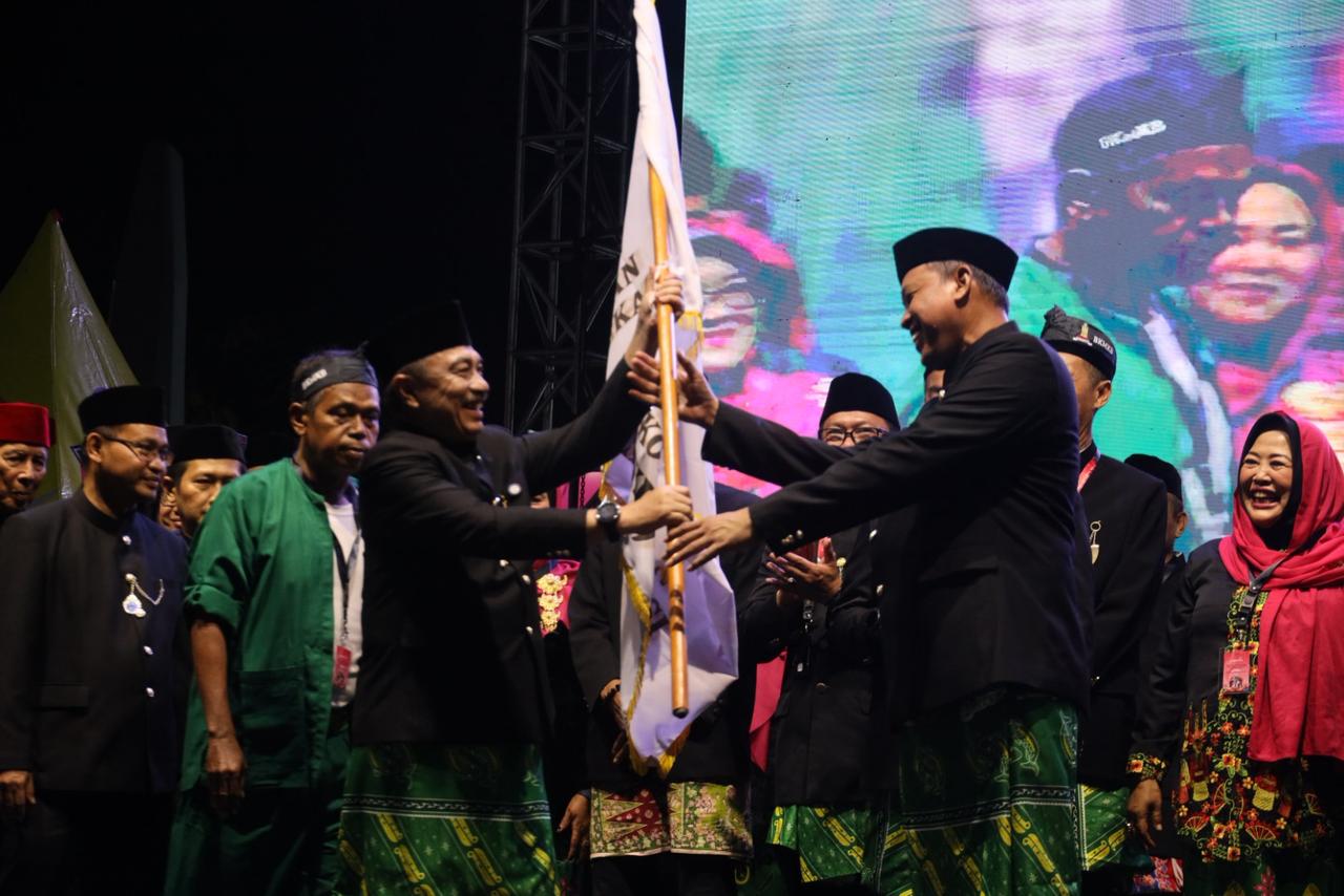 Lebaran Bekasi II, Tri Adhianto Dilantik sebagai Ketua Umum BKMKB Kota Bekasi