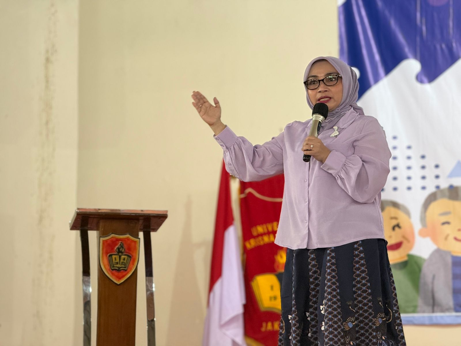 Wiwiek Hargono Tri Adhianto Jadi Narasumber Sekolah Lansia, Bahas Pentingnya Memahami Masa Tua