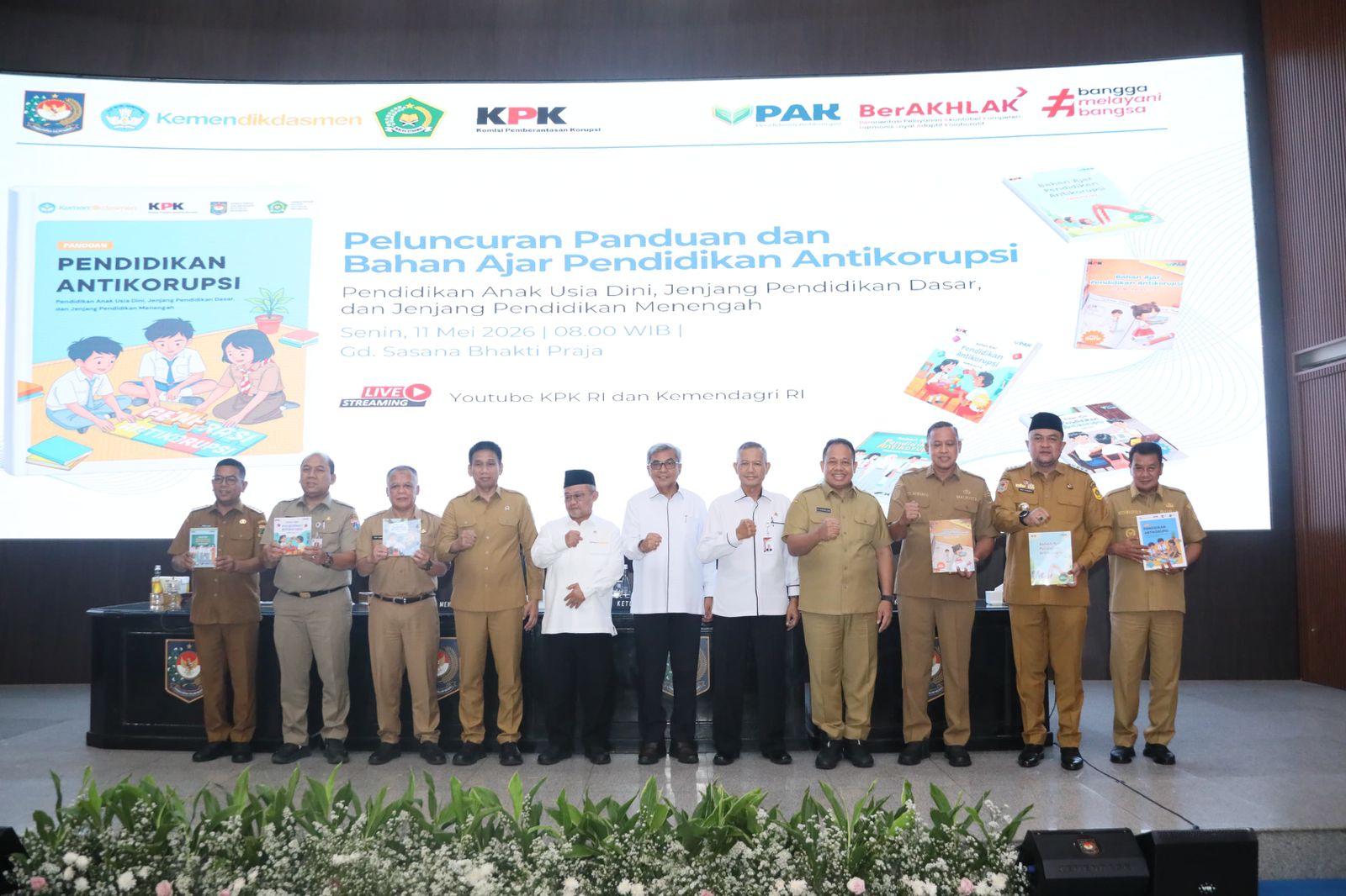 Wali Kota Bekasi Hadiri Peluncuran Buku Panduan Pendidikan Antikorupsi Nasional