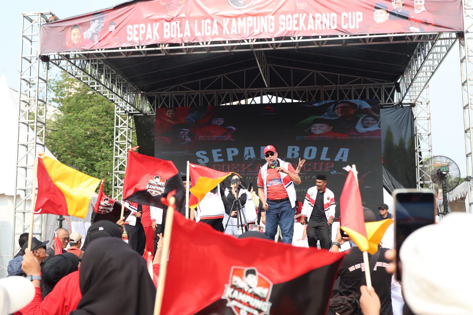 Soekarno Cup Jadi Ajang Pencarian Talenta Muda Sepak Bola dan Penggerak Ekonomi Lokal