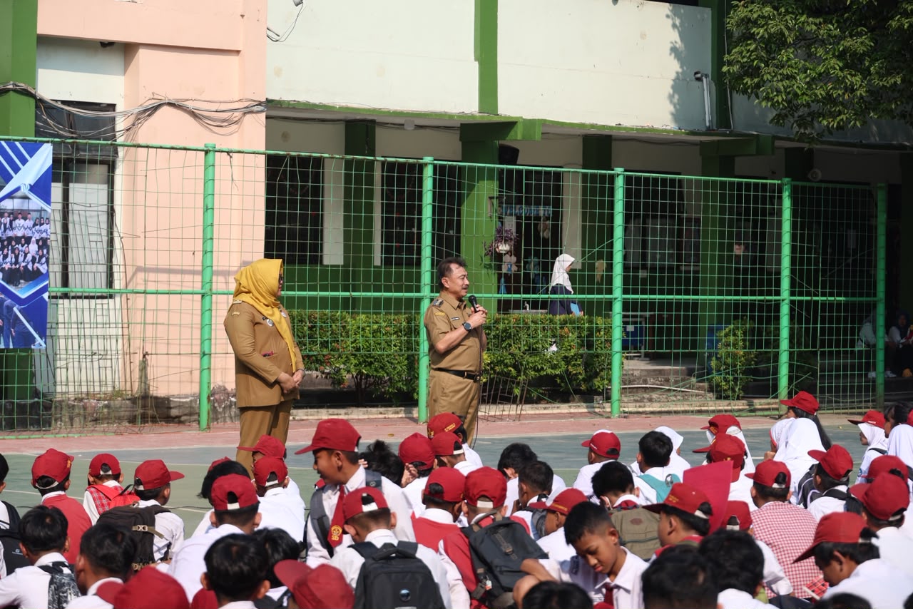 Wakil Wali Kota Bekasi Tinjau Kesiapan SMP Negeri Sambut Tahun Ajaran Baru 2026