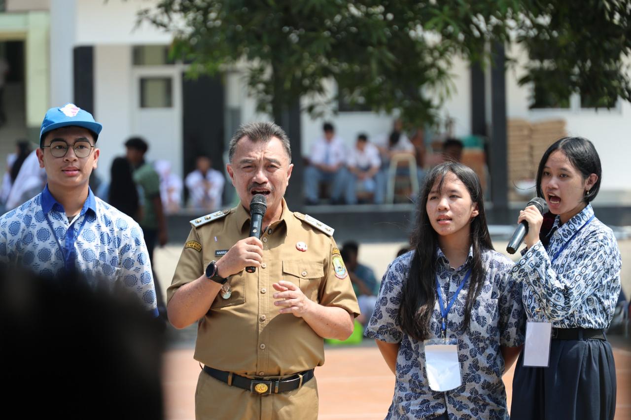 Pesan Wawali Harris Bobihoe Saat Hadiri MPLS SMAN 10 Bekasi