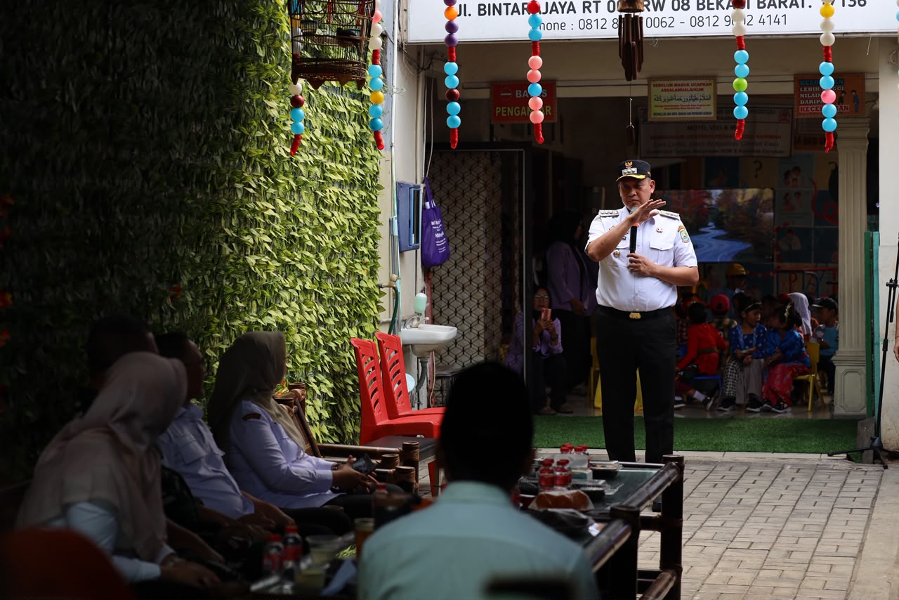 Wali Kota Bekasi Optimis Kampung KB Kenanga RW 08 Binjay Bawa Harum Nama Kota Bekasi