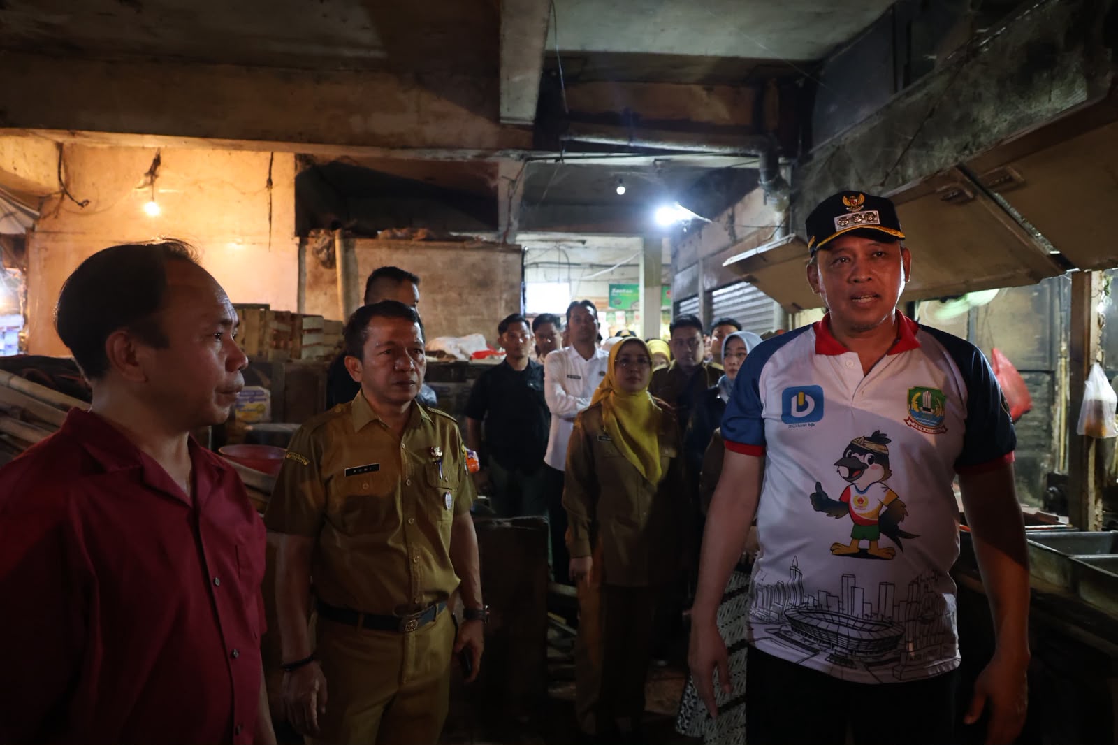 Kabel Semrawut hingga Lapak Basement Ditata, Wali Kota Bekasi Percepat Pembenahan Pasar Baru