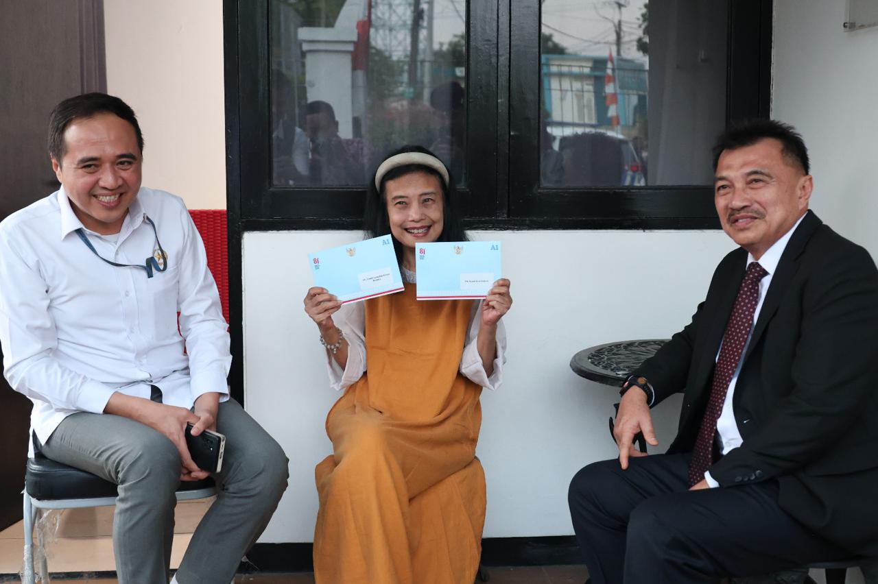 Senyum Sumringah Keluarga Sayuti Melik Saat Terima Undangan Dari Presiden Prabowo