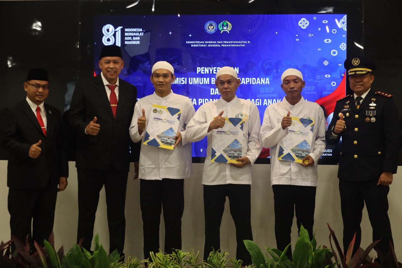 HUT Kemerdekaan RI ke-81, 1.034 Warga Binaan Lapas Kelas IIA Bekasi Terima Remisi