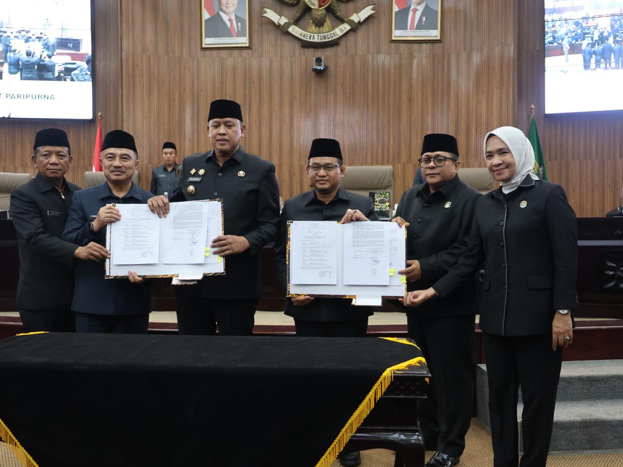 Pemkot Bekasi Dan DPRD Tandatangani Perubahan KUA-PPAS