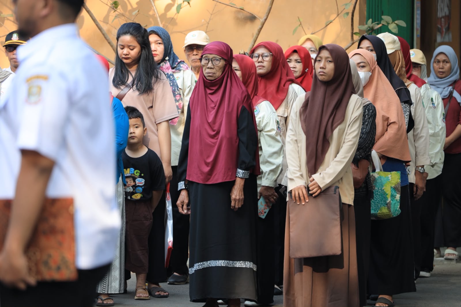 Dinsos Kota Bekasi Salurkan Permakanan Tahun 2026 bagi Anak, Lansia dan Penyandang Disabilitas