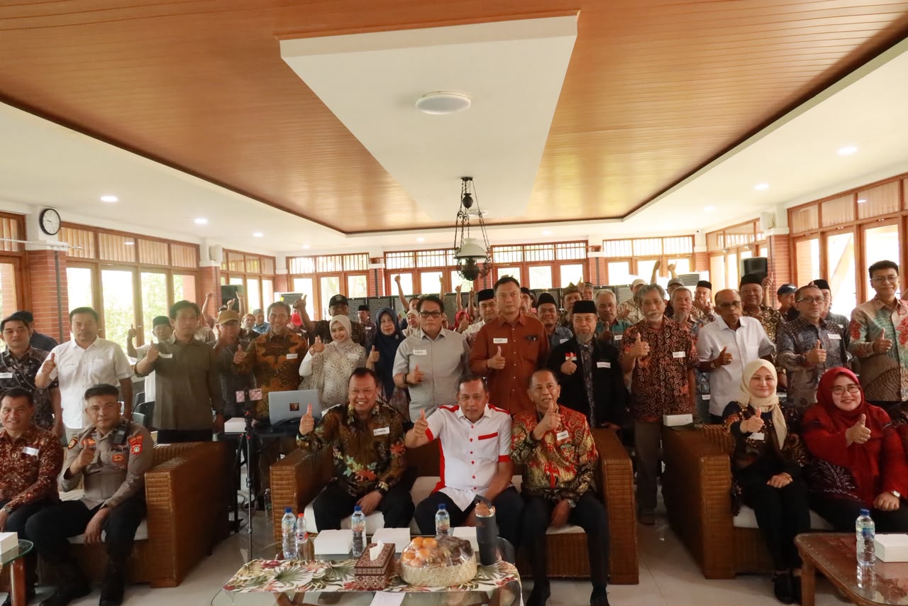 Perkuat Program Lingkar Keren, Tri Adhianto Rencanakan Berkantor di RW Mulai 2027