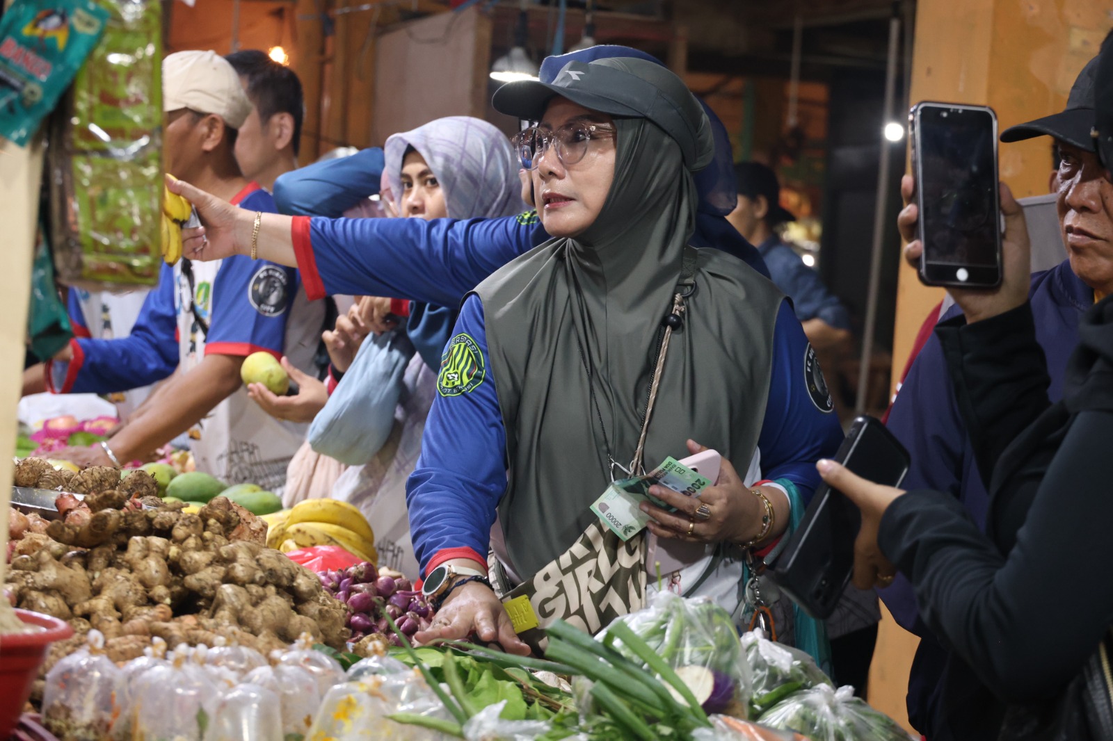 GEBRAK PASAR di Pasar Baru Bekasi, ASN Ikut Ramaikan Pasar Rakyat