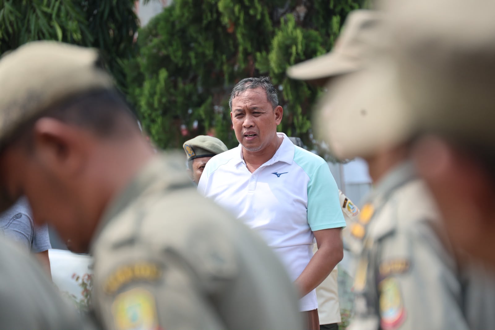 Wali Kota Bekasi Tegur Keras Satpol PP, Akibat PKL Berjualan di Badan Jalan Saat CFD Ahmad Yani