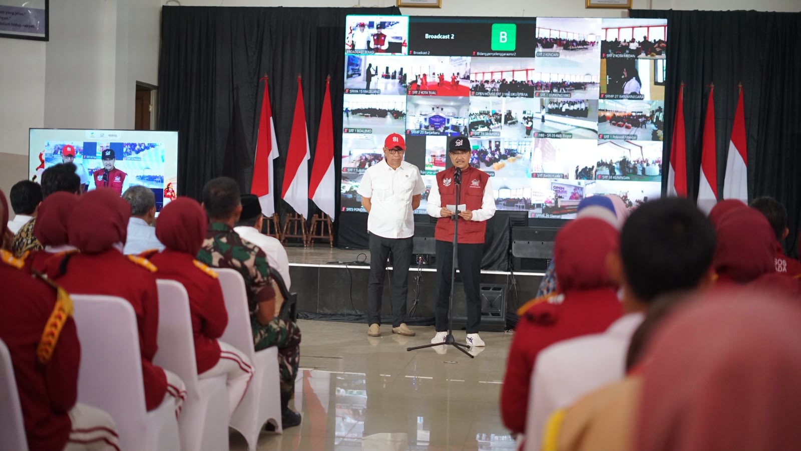 Sekolah Rakyat Kota Bekasi Gelar Open House, Menteri Sosial Apresiasi Kreativitas Siswa