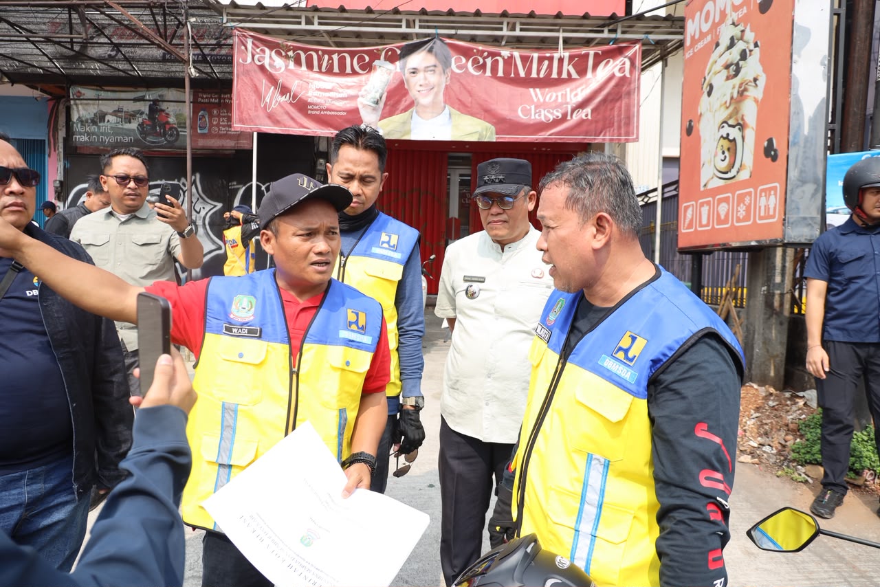 Dari Hankam hingga Jatibening Baru Tri Adhianto Cek Kondisi Jalan, Perbaikan Dikebut