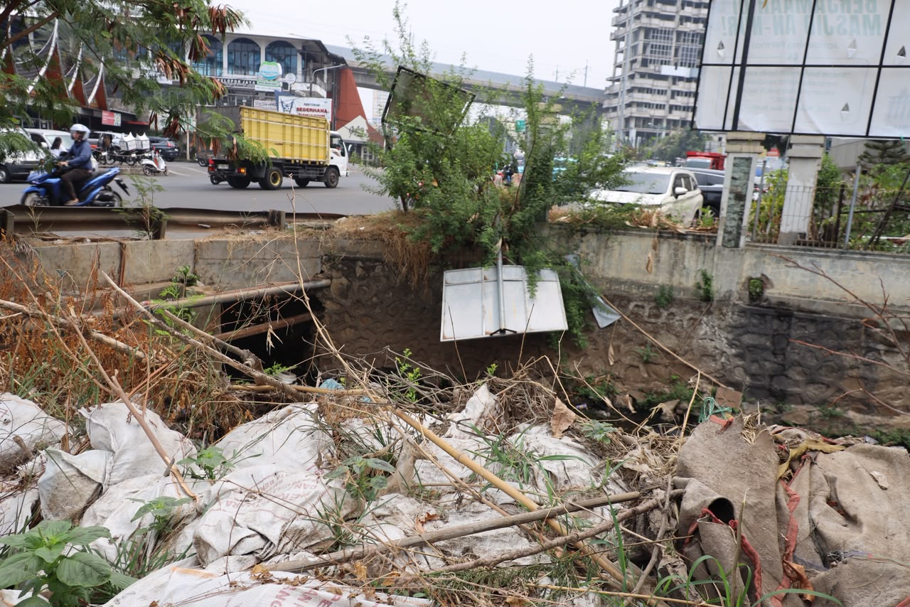 Atasi Genangan Jatibening, Tri Adhianto Siapkan Long Storage dan Pelebaran Saluran