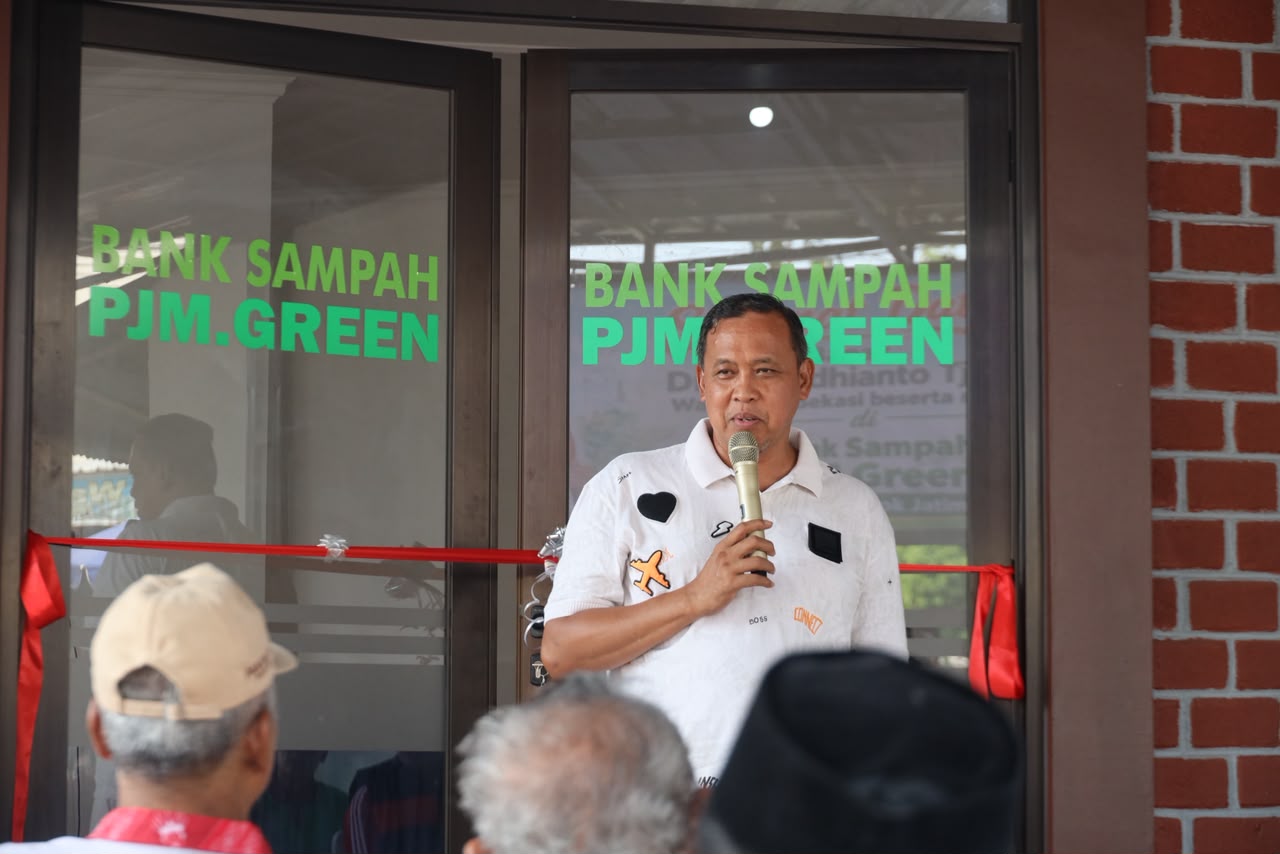 Bank Sampah PJM Green RW 07 Pondok Jatimurni Terus Bergerak, Nasabah Kini Tembus 80 Orang
