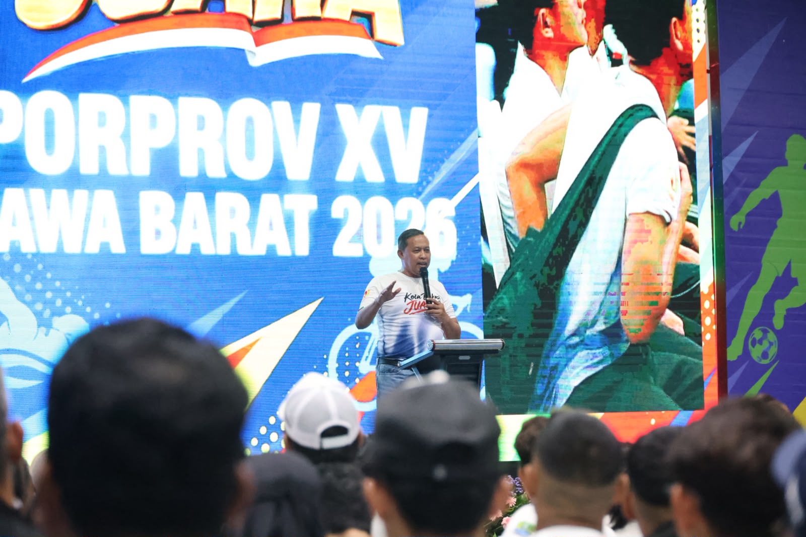 Tri Adhianto Kukuhkan 1.154 Kontingen Porprov Jabar 2026, Kota Bekasi Bidik 200 Medali Emas