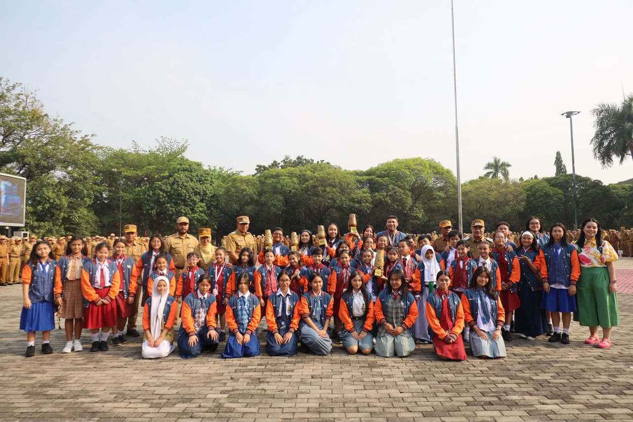 Wali Kota Bekasi Berikan Apresiasi Children Of Galaxy di Apel Pagi