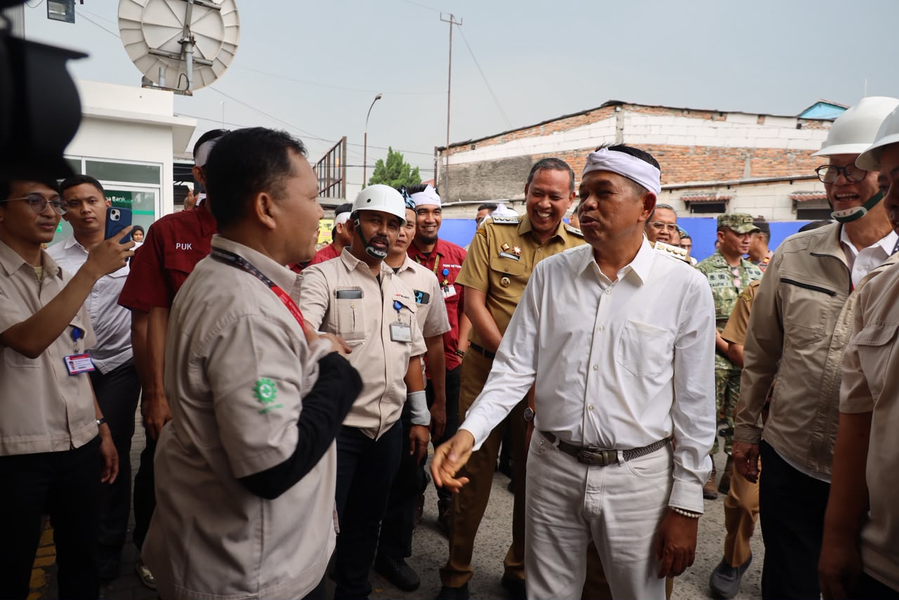 Tri Adhianto Dampingi KDM Sosialisasikan Nyari Gawe, 32 Ribu Lebih Lowongan Tersedia