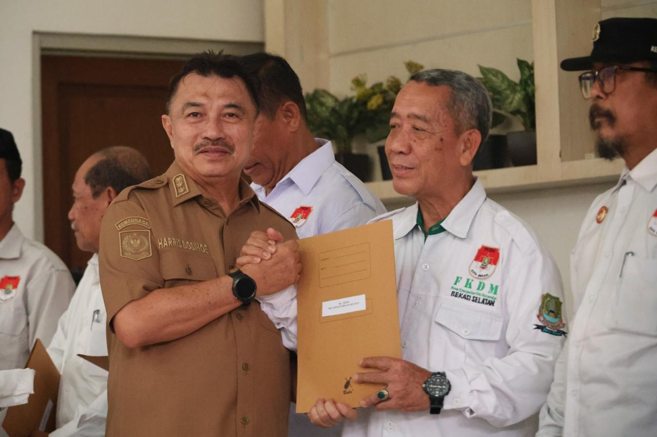 Perkuat Deteksi Dini dan Jaga Stabilitas Wilayah, Wawali Harris Bobihoe Kukuhkan Pengurus FKDM