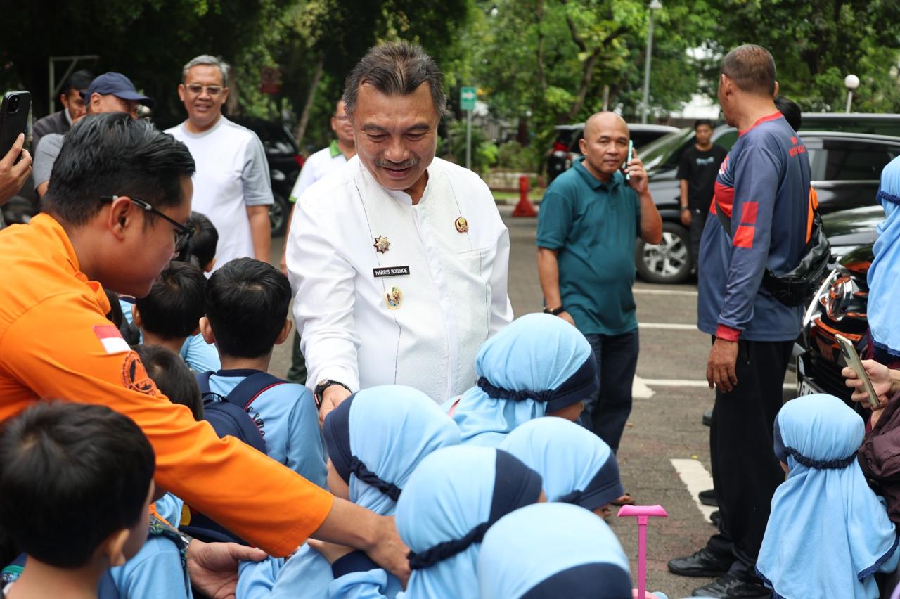 Wawali Abdul Harris Bobihoe Sambut Hangat Kunjugan Anak-Anak TK