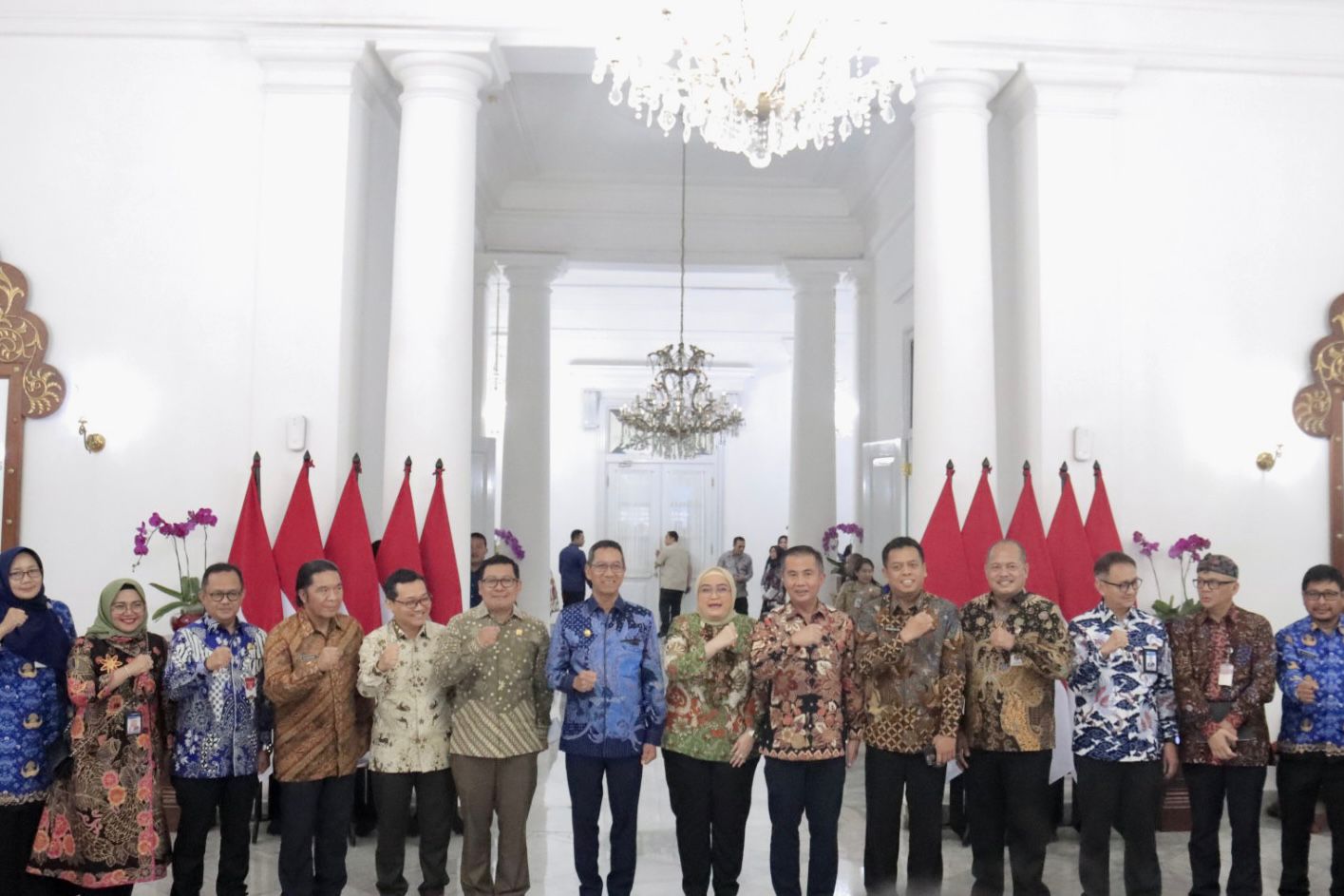 Pj. Wali Kota Bekasi Hadiri High Level Meeting Pengendalian Inflasi Daerah di Balai Kota DKI Jakarta