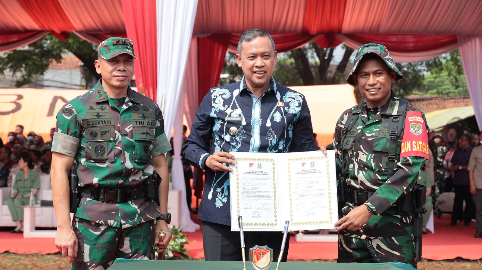 Pangdam Jaya Tutup TMMD, Wali Kota Tegaskan Layanan Merata untuk Warga Kota Bekasi