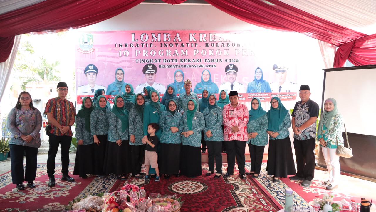 Ketua TP PKK Kota Bekasi Tinjau Lomba Kader PKK di Kelurahan Kayuringin Jaya