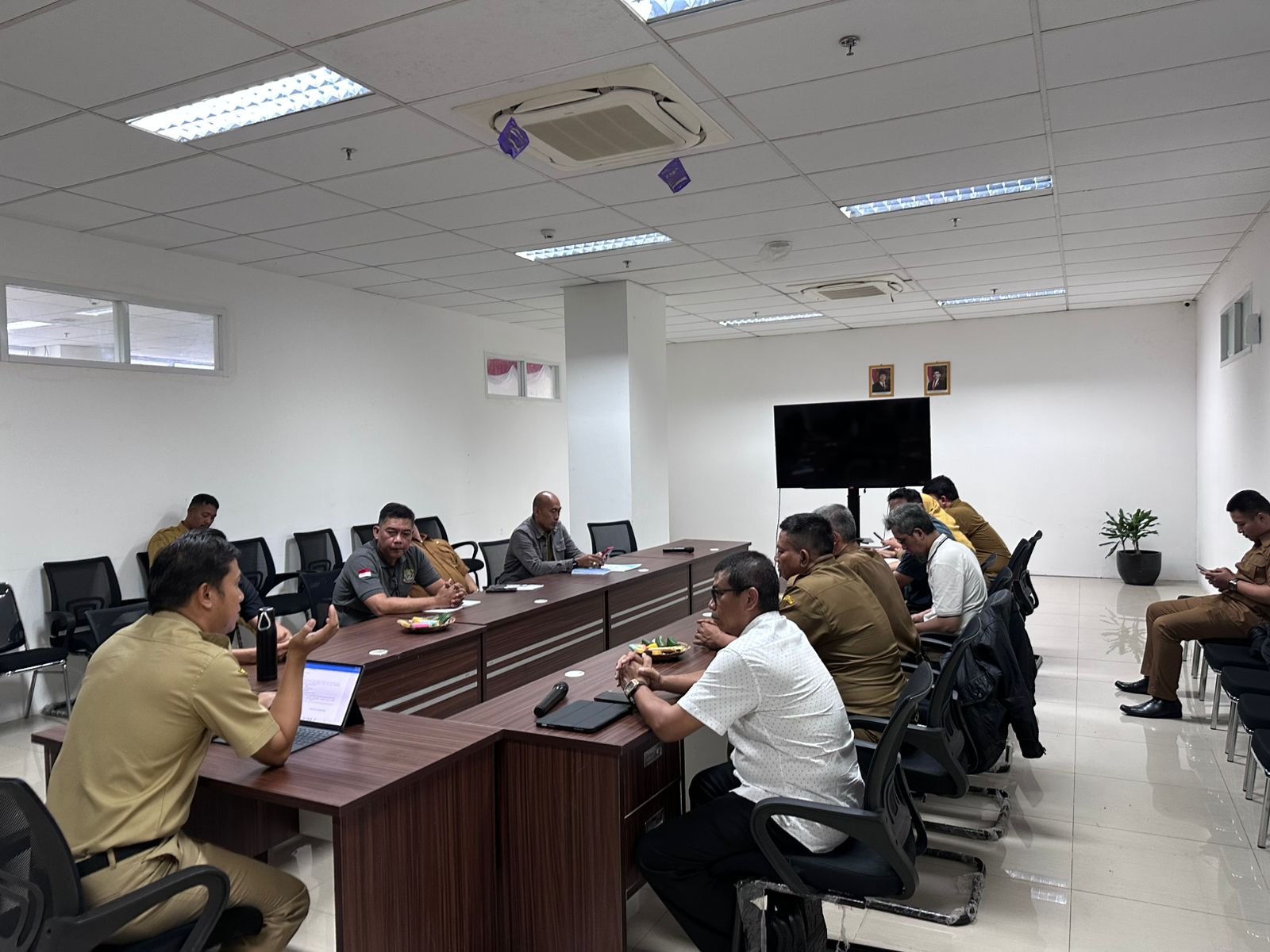 Dinas Lingkungan Hidup Kota Bekasi Gelar Rapat Koordinasi Penanganan TPS Liar di Pasar Kranji