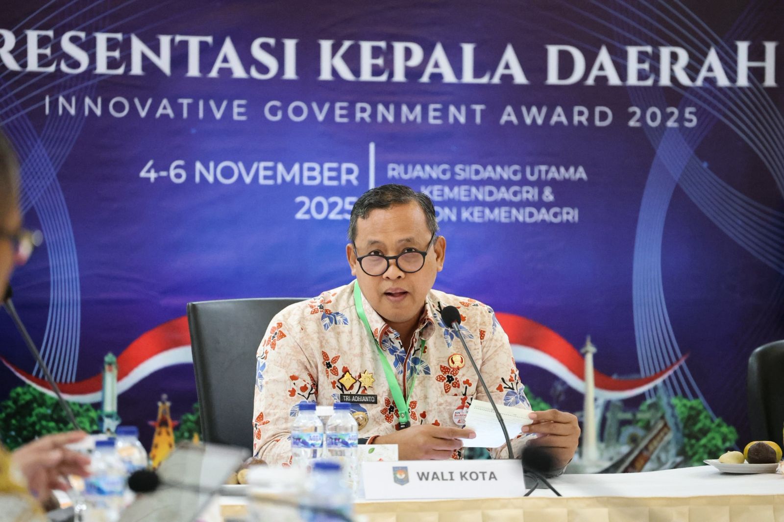 Wali Kota Bekasi Paparkan Inovasi Daerah dalam Ajang Innovative Government Award 2025