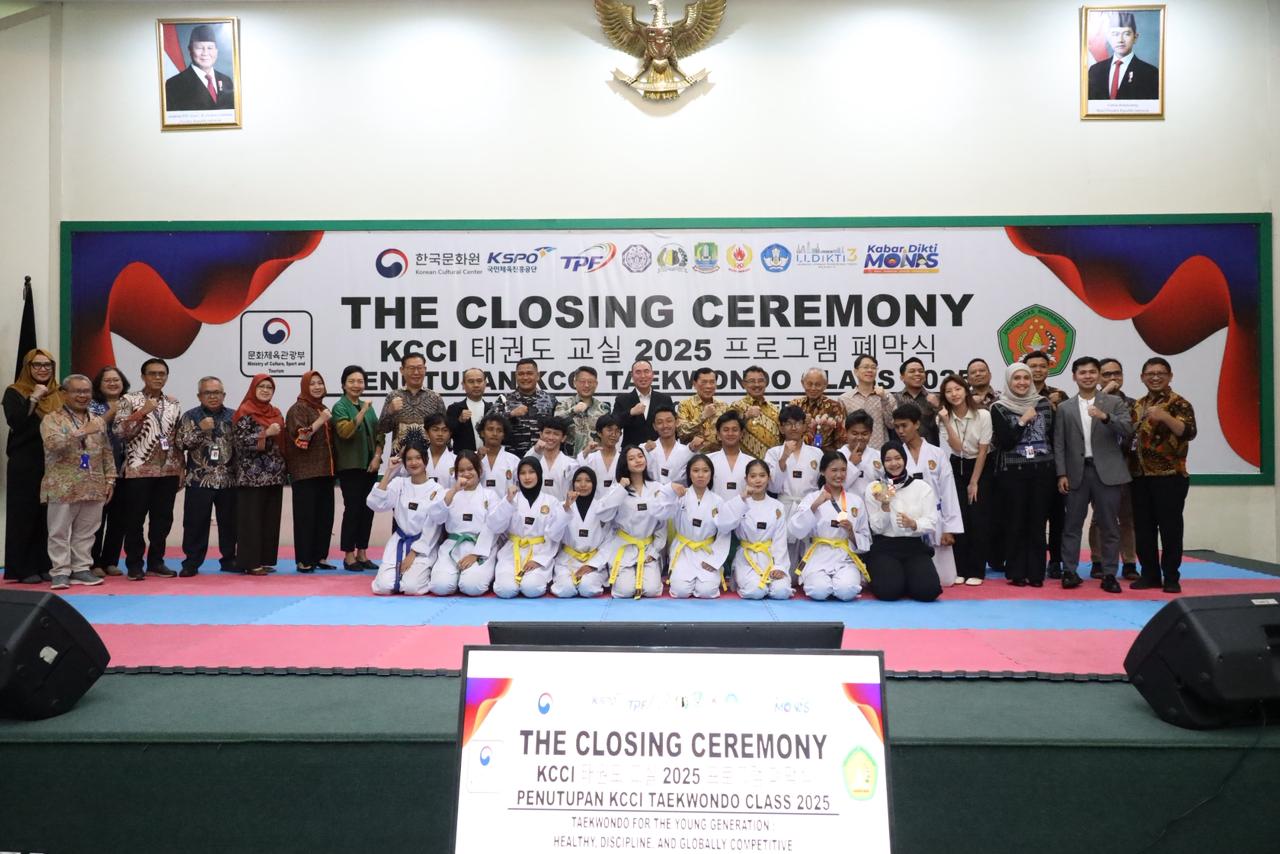 Wakil Wali Kota Bekasi Apresiasi Semangat Peserta Taekwondo Class 2025