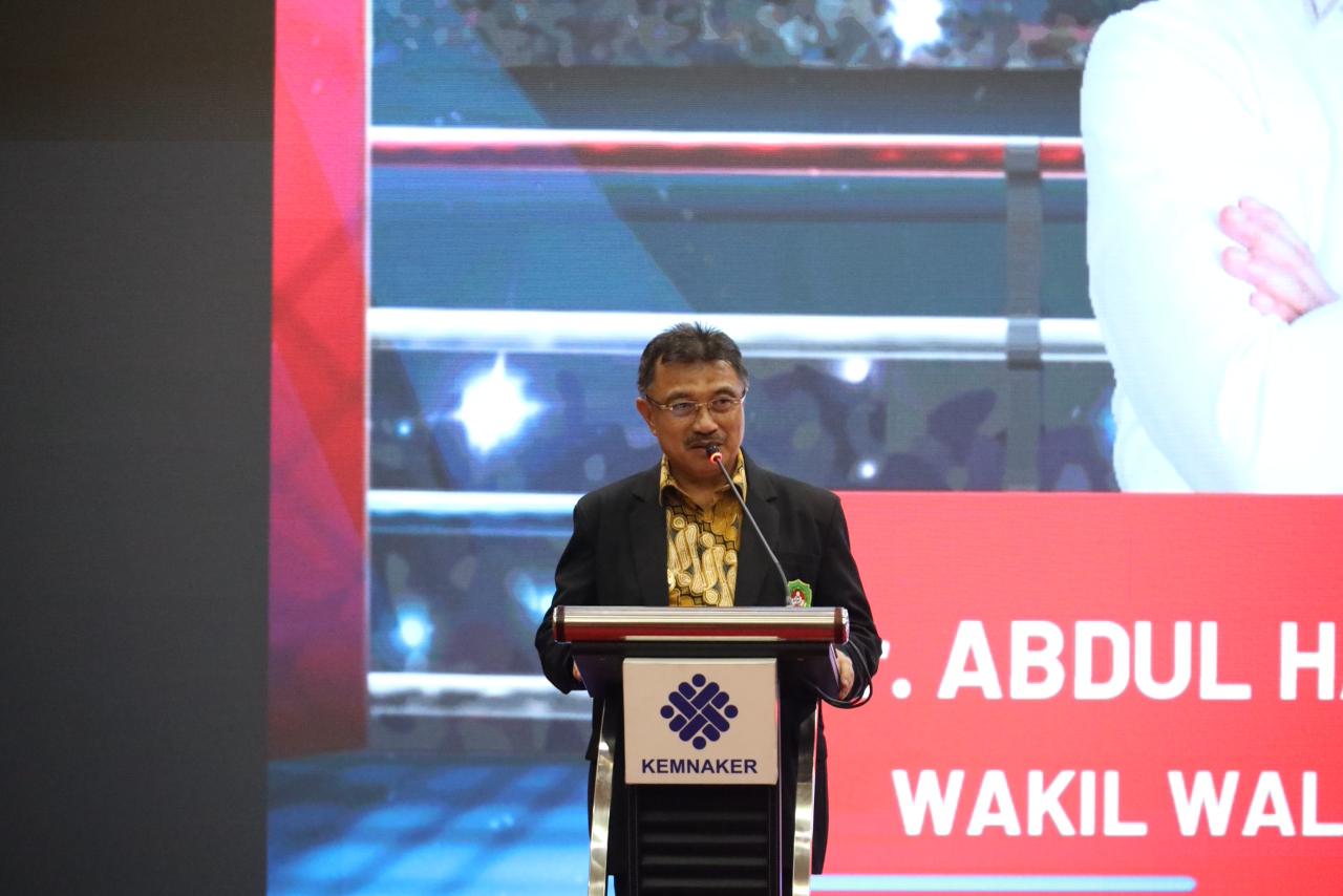 Wakil Wali Kota Bekasi Hadiri Pelantikan Pengurus Pertina, Dorong Prestasi Tinju Lebih Baik