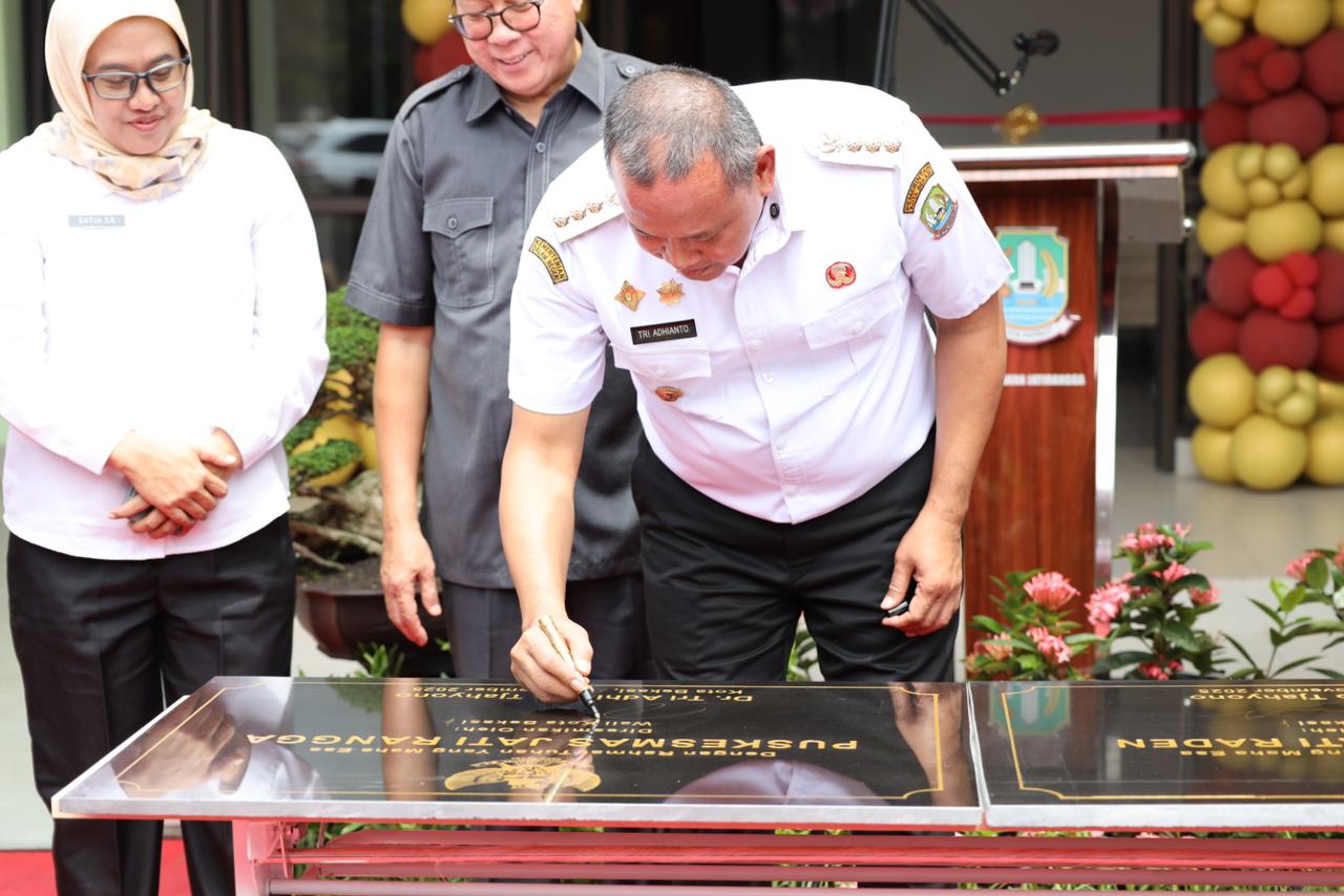Wali Kota Bekasi, Tri Adhianto Resmikan Puskesmas Jatirangga dan Jatiraden